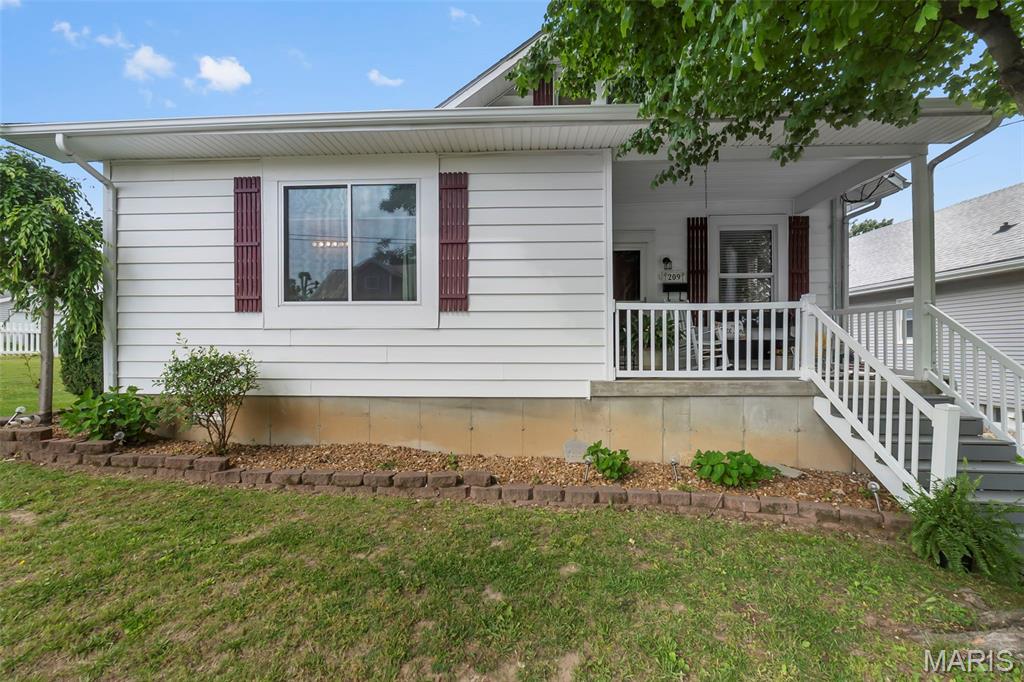 209 Knapp Avenue Chester, IL 62233 - Photo 7 of 59