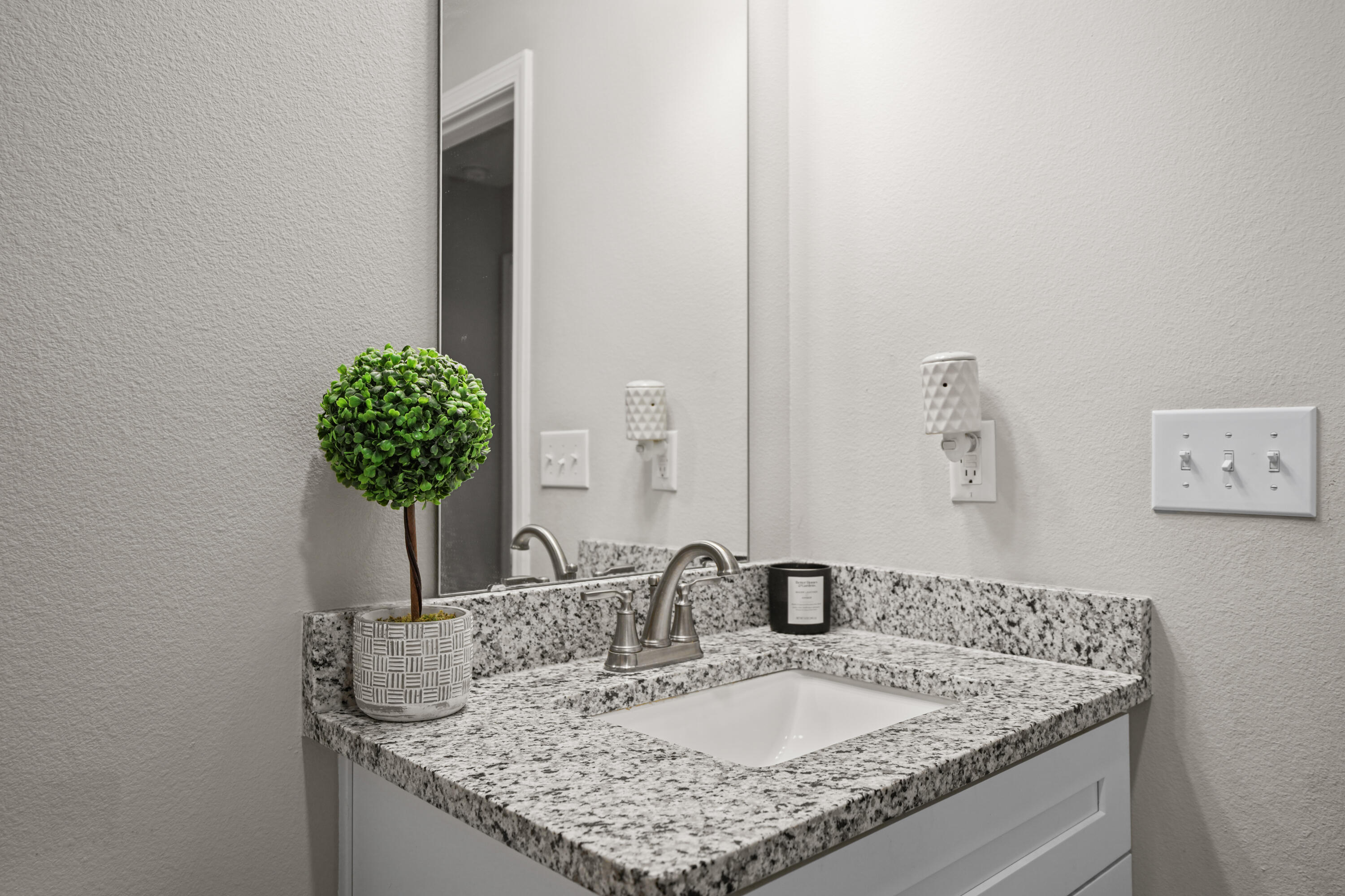 3152 Maple Street Crestview, FL 32539 - Photo 19 of 25 DSC00520