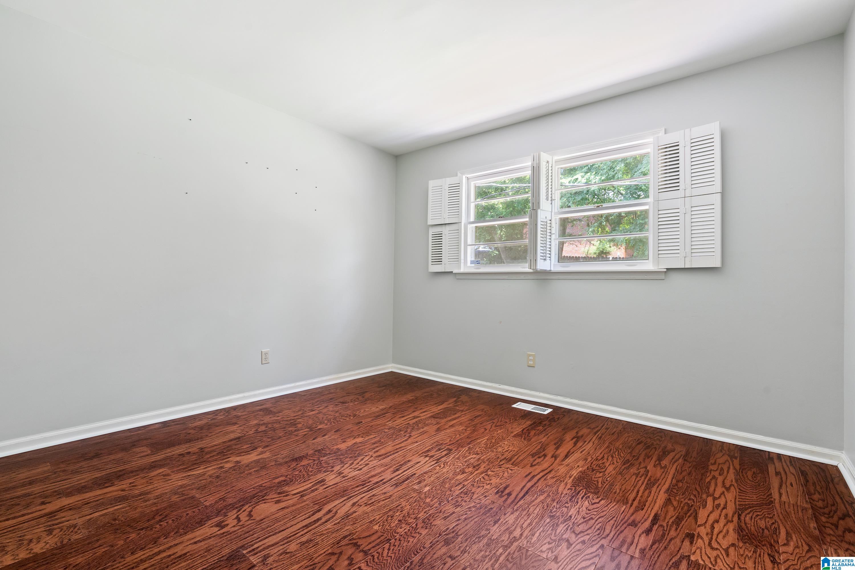 3800 Crestside Road Birmingham, AL 35223 - Photo 37 of 44