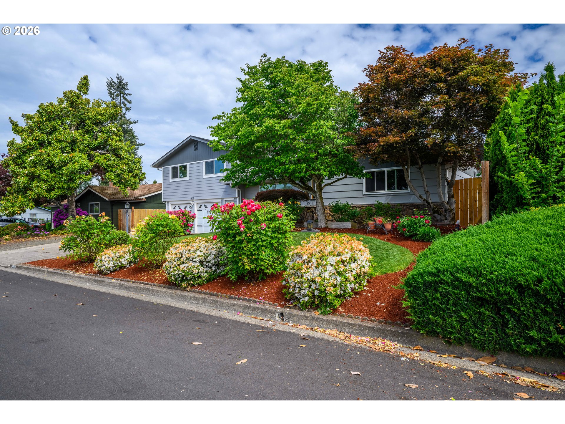 1830 Yolanda Avenue Springfield, OR 97477 - Photo 2 of 47