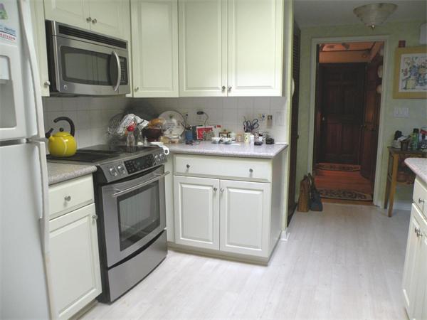 5 Ridgehill Road Canton, MA 02021 - Photo 5 of 16