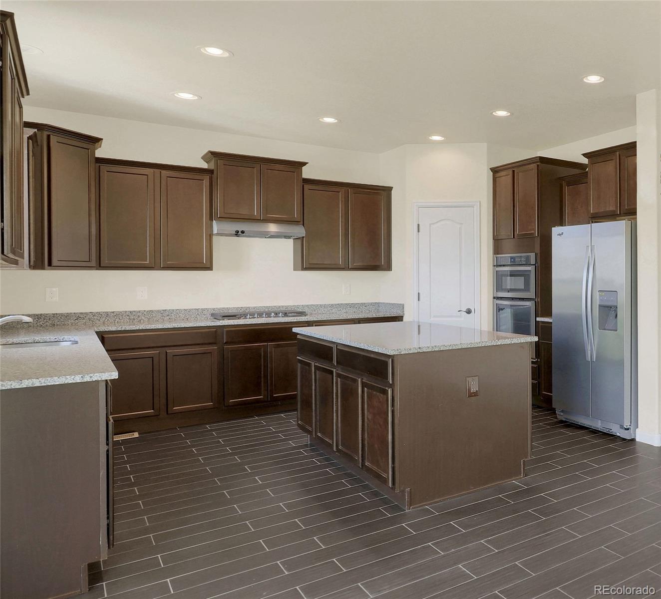 5764 Desert Inn Loop Elizabeth, CO 80107 - Photo 4 of 14 Gallery Image 4