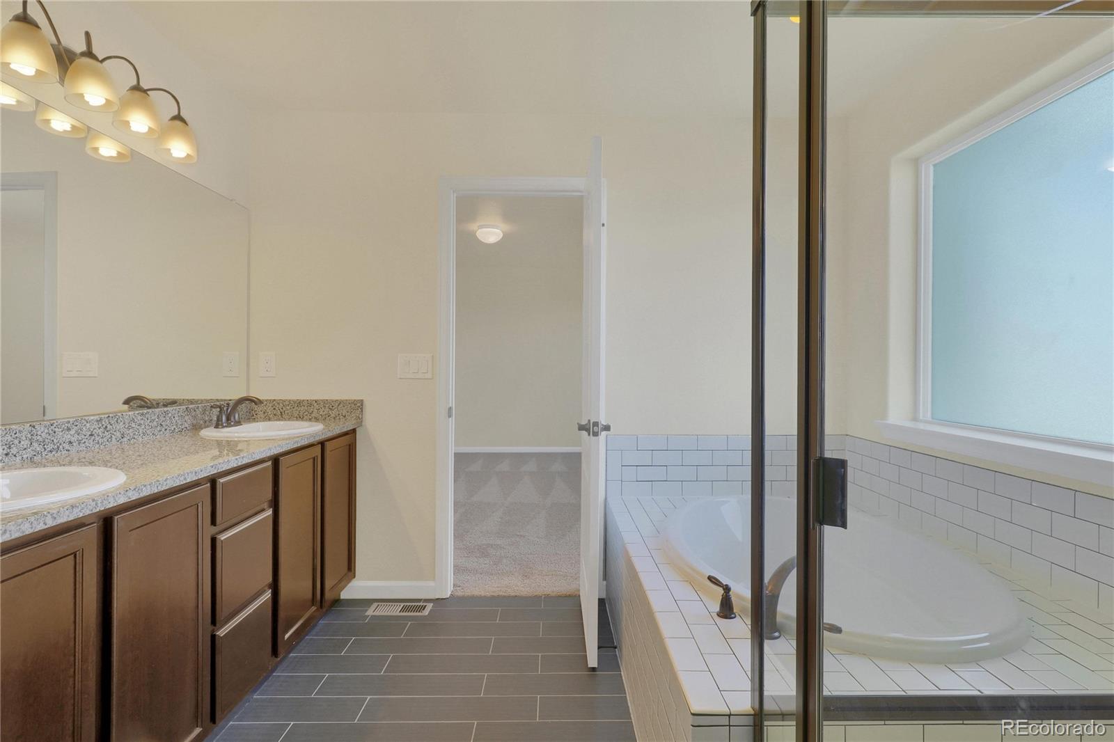 5764 Desert Inn Loop Elizabeth, CO 80107 - Photo 10 of 14 Gallery Image 10