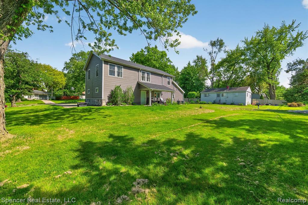 6415 Sunnydale Road Clarkston, MI 48346 - Photo 39 of 57