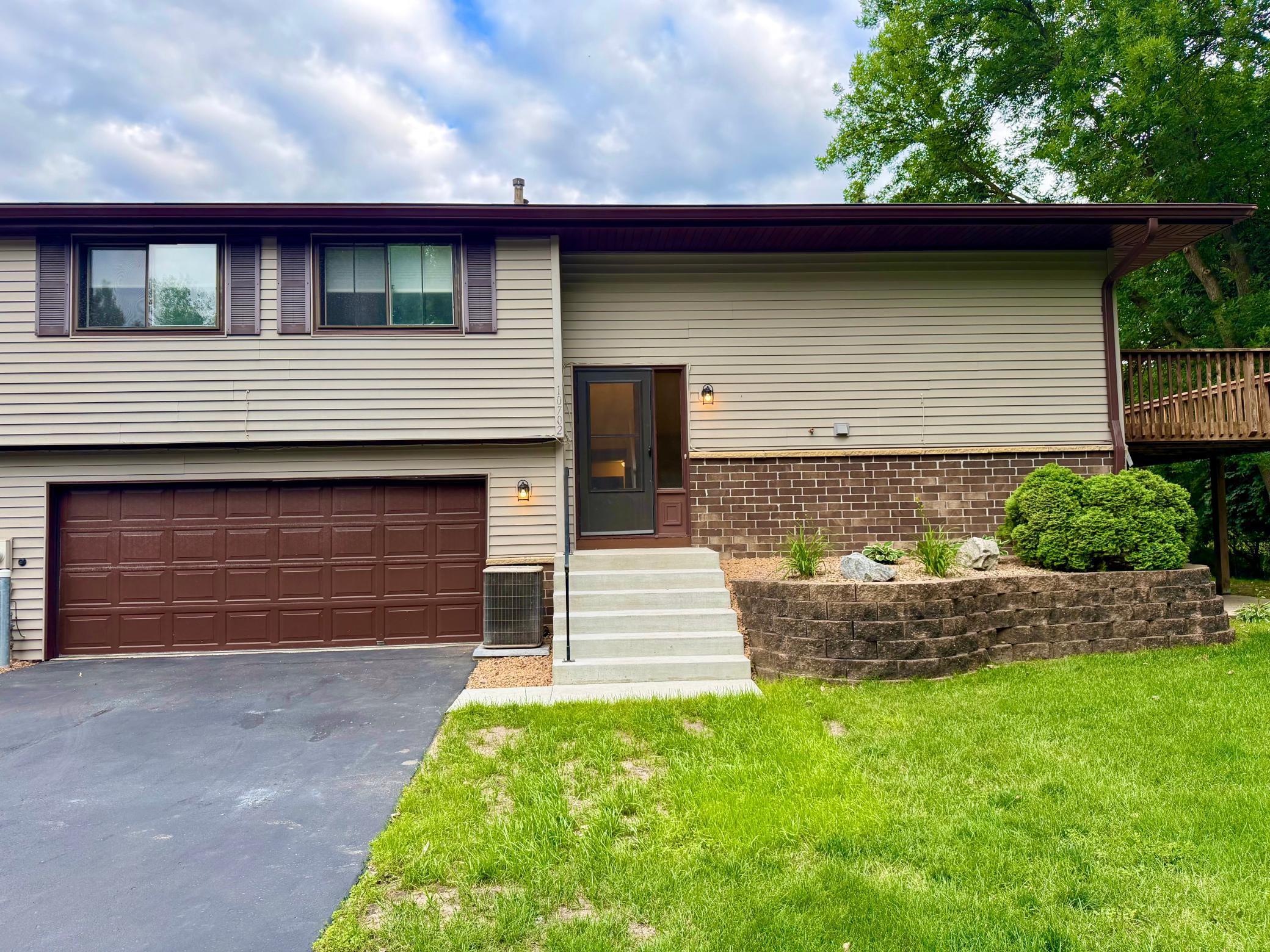 10702 Cavell Road Bloomington, MN 55438 - Photo 1 of 21