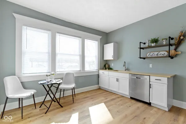 $158,500 | 17 East Parkview Avenue, Indianapolis, IN 46201