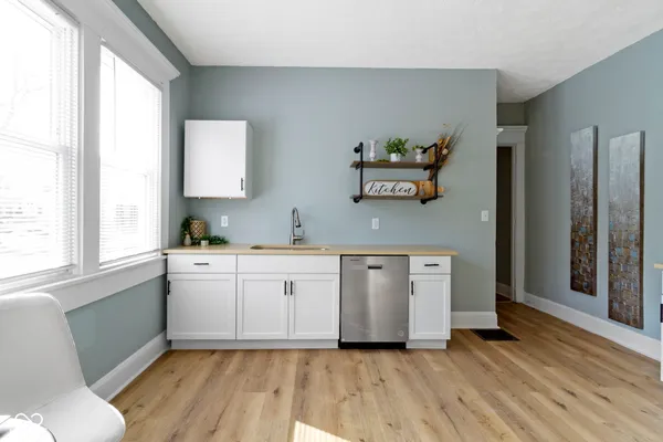 $158,500 | 17 East Parkview Avenue, Indianapolis, IN 46201