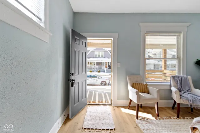 $165,000 | 17 East Parkview Avenue, Indianapolis, IN 46201