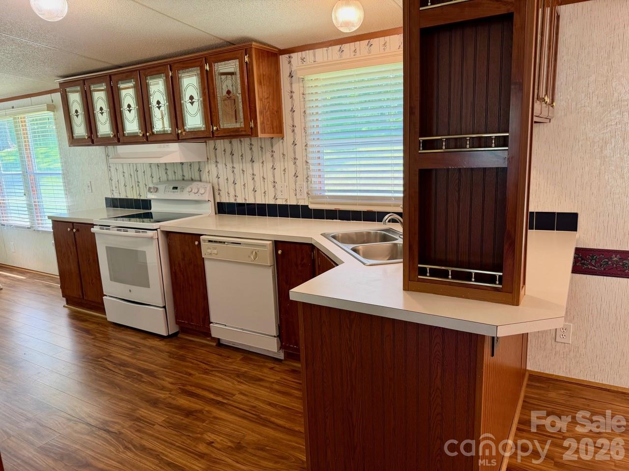 5493 Harris Farm Road Hickory, NC 28602 - Photo 4 of 38