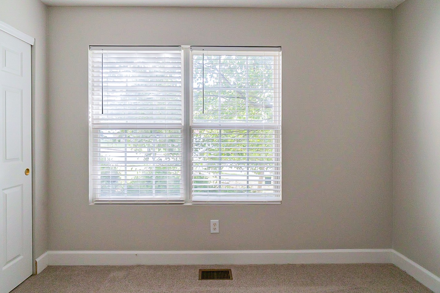 1604 Comanche Run Madison, TN 37115 - Photo 12 of 32 a view of a small space with a window
