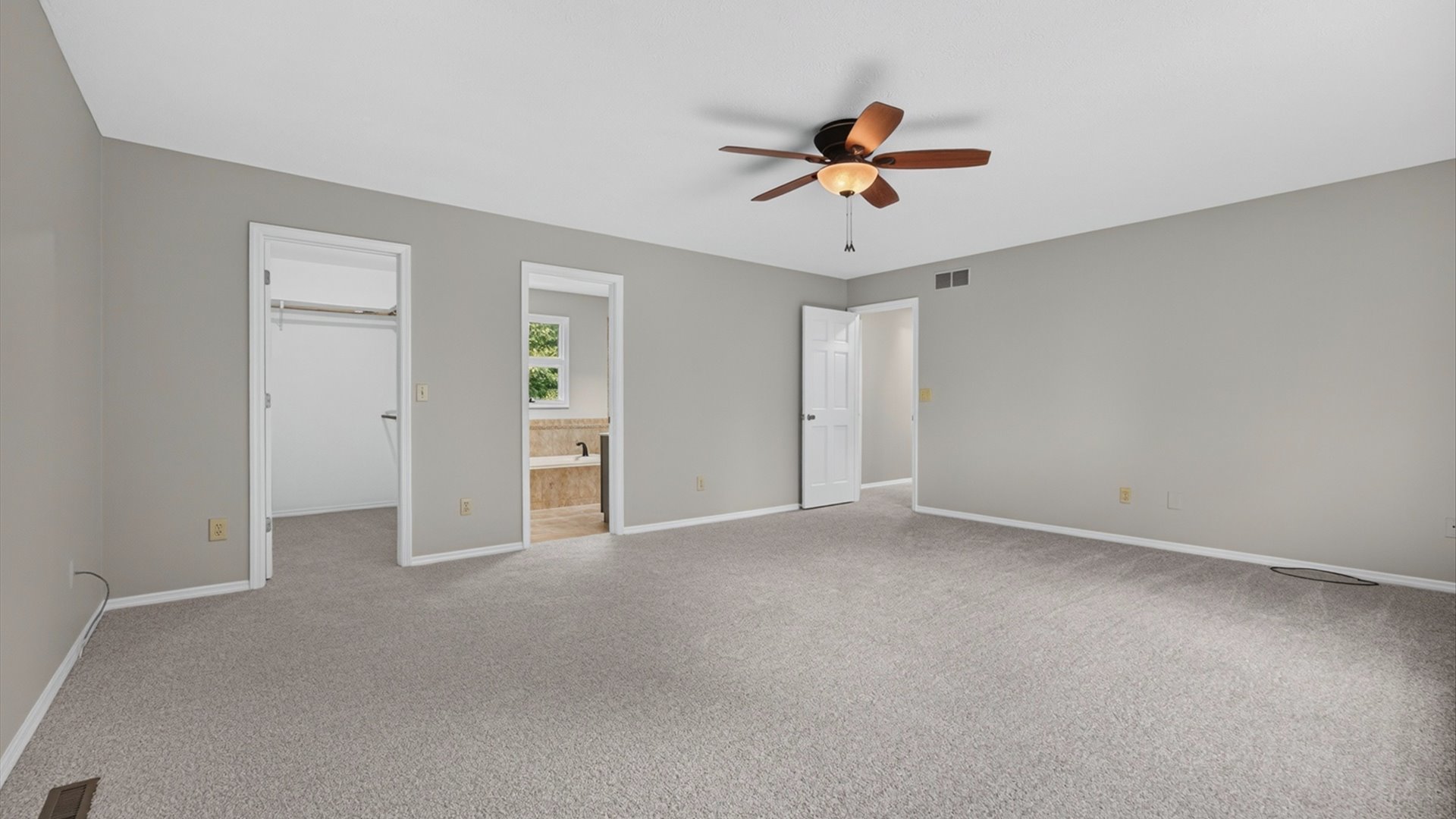 2508 Keystone Road Bloomington, IL 61704 - Photo 29 of 67 Gallery Image 29