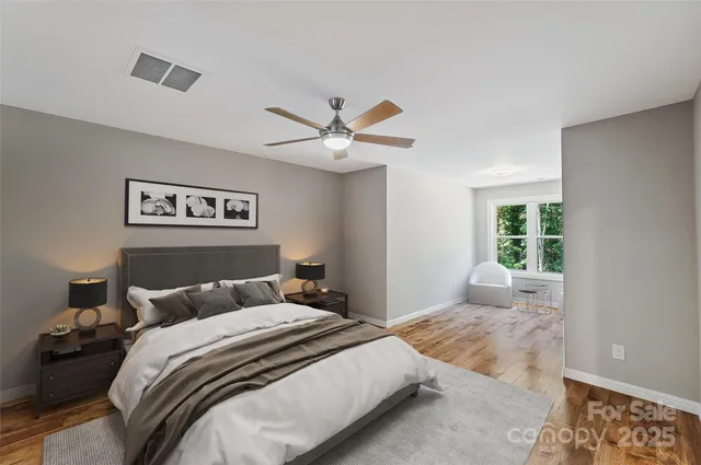 a view of entryway and hall