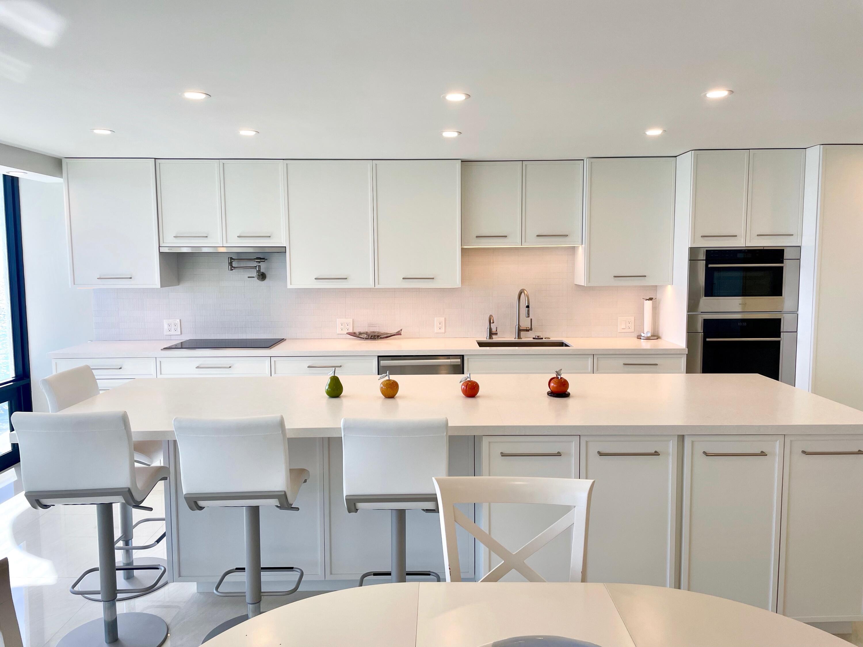 250 South Ocean Boulevard, Unit 6F Boca Raton, FL 33432 - Photo 17 of 94 IMG_2749