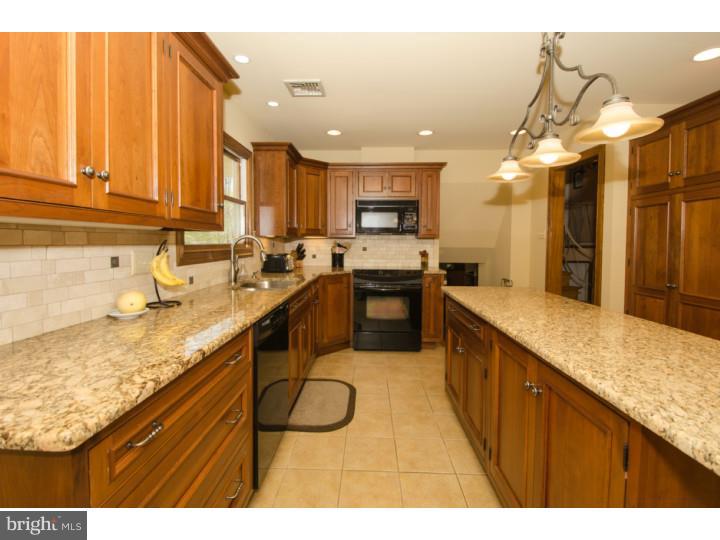 4570 Garland Road Bensalem, PA 19020 - Photo 9 of 25 Kitchen