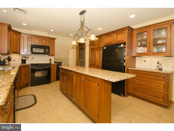 4570 Garland Road Bensalem, PA 19020 - Photo 10 of 25 Kitchen