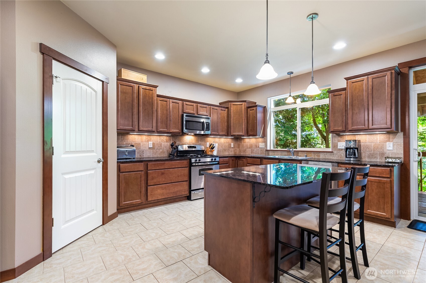 9 Jasper Ridge Lane Bellingham, WA 98229 - Photo 14 of 40