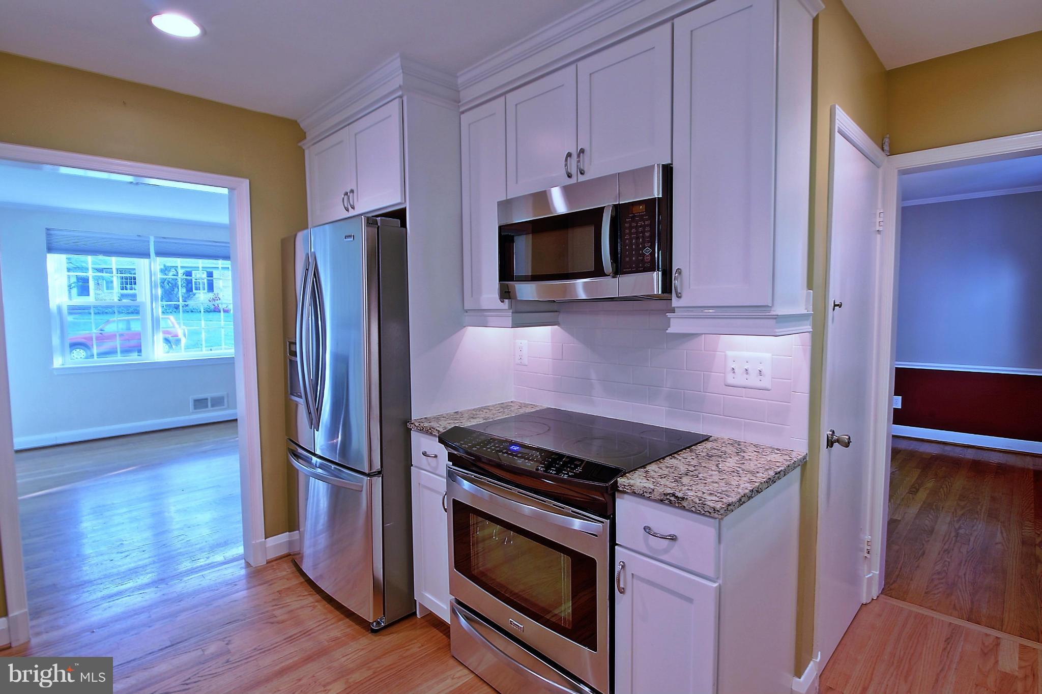 445 Range Road Towson, MD 21204 - Photo 4 of 30 Kitchen