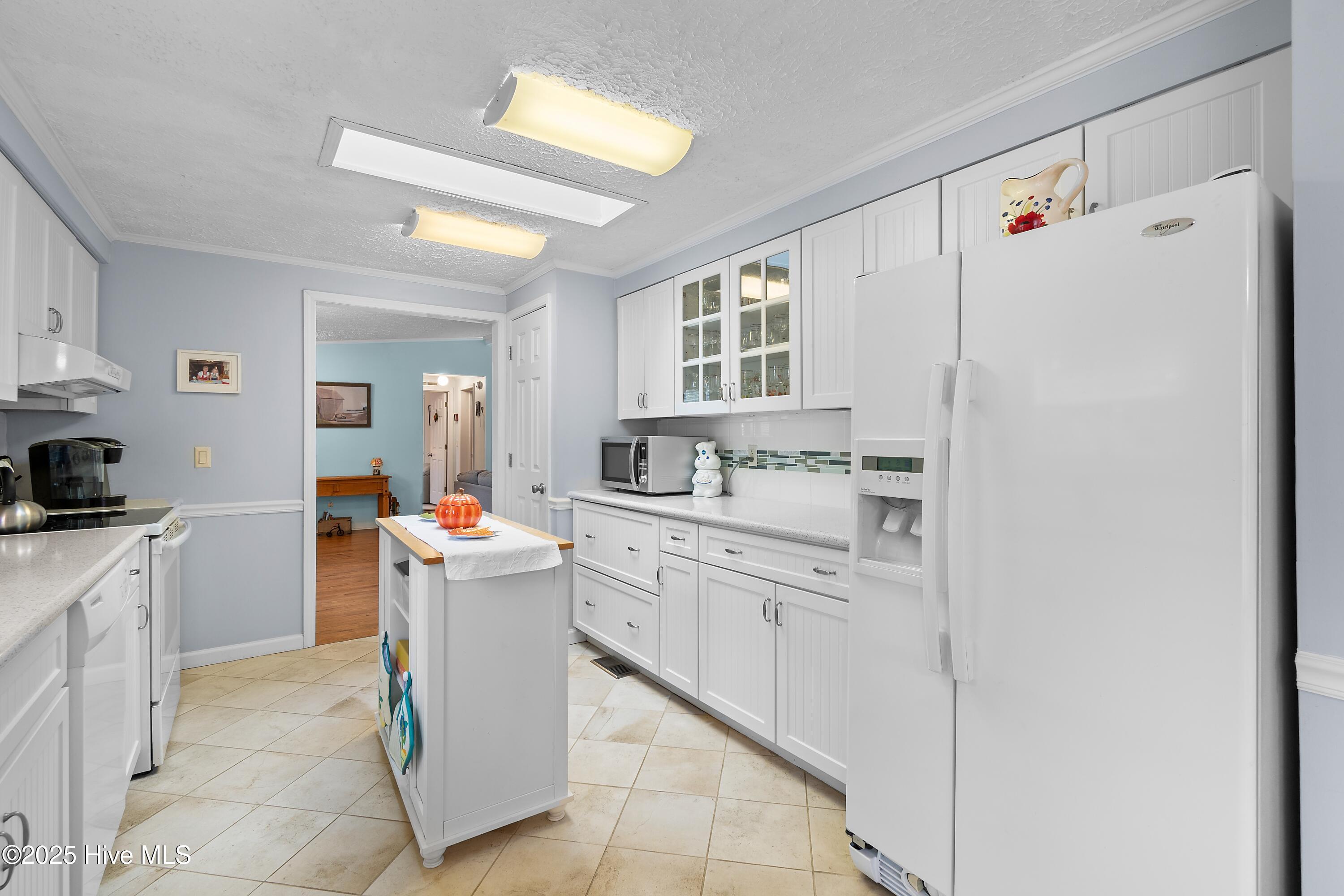 814 Watson Avenue Southwest Calabash, NC 28467 - Photo 14 of 35 Kitchen