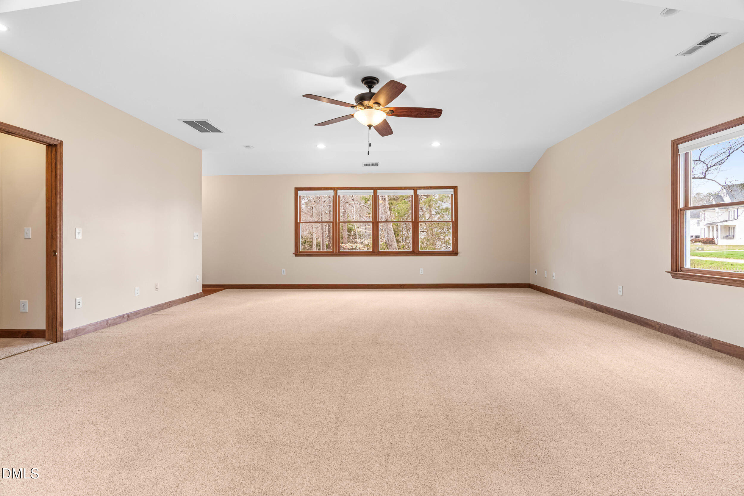 8313 Dunwood Court Raleigh, NC 27613 - Photo 33 of 50 31_dsc04471