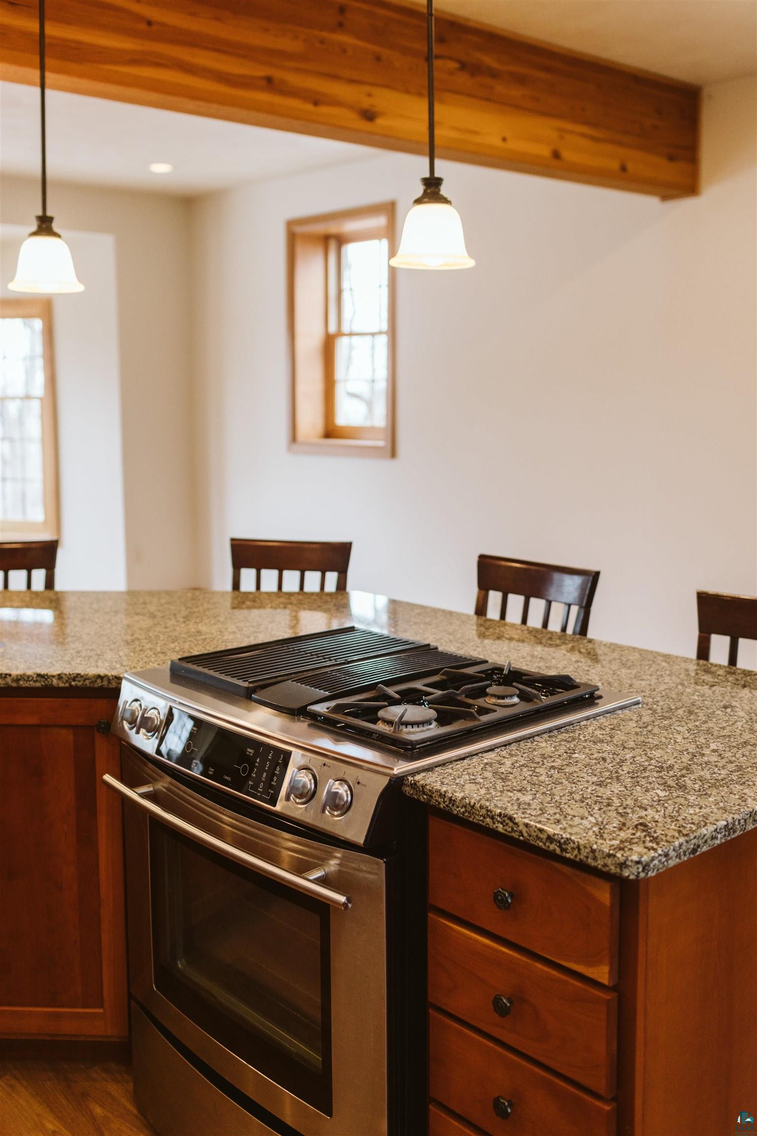 2409 Branch Street Duluth, MN 55812 - Photo 9 of 41 Kitchen