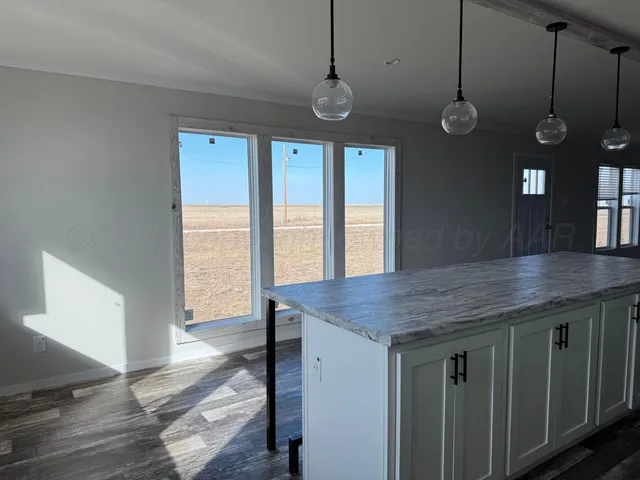 $211,900 | 210 East Heritage Lane, Happy, TX 79042