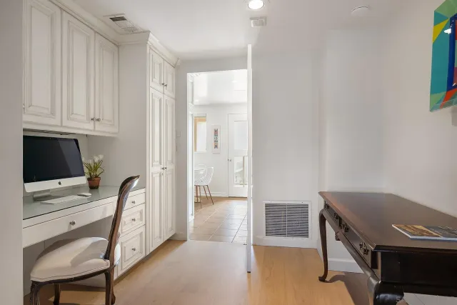 $10,000 | 939 Coast Boulevard, La Jolla, CA 92037