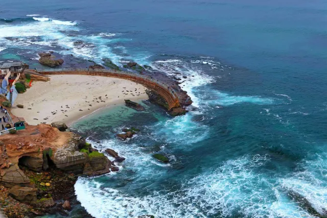 $10,000 | 939 Coast Boulevard, La Jolla, CA 92037