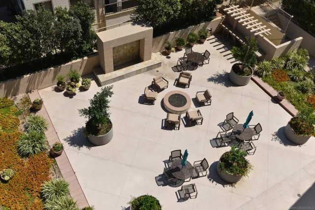 $10,000 | 939 Coast Boulevard, La Jolla, CA 92037