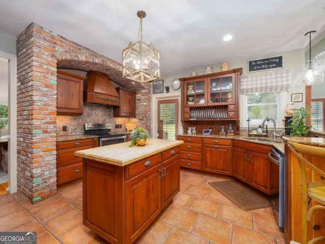 $1,250,000 | 392 Mossy Oak Trail, Waverly, GA 31565