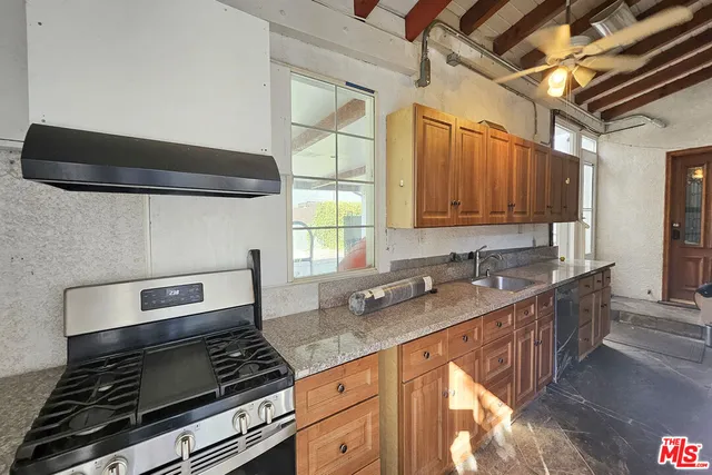 $1,850 | 302 North Griffith Park Drive, Burbank, CA 91506