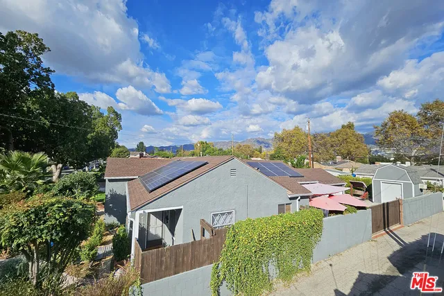 $1,850 | 302 North Griffith Park Drive, Burbank, CA 91506