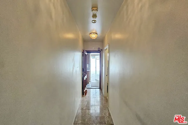 $1,850 | 302 North Griffith Park Drive, Burbank, CA 91506