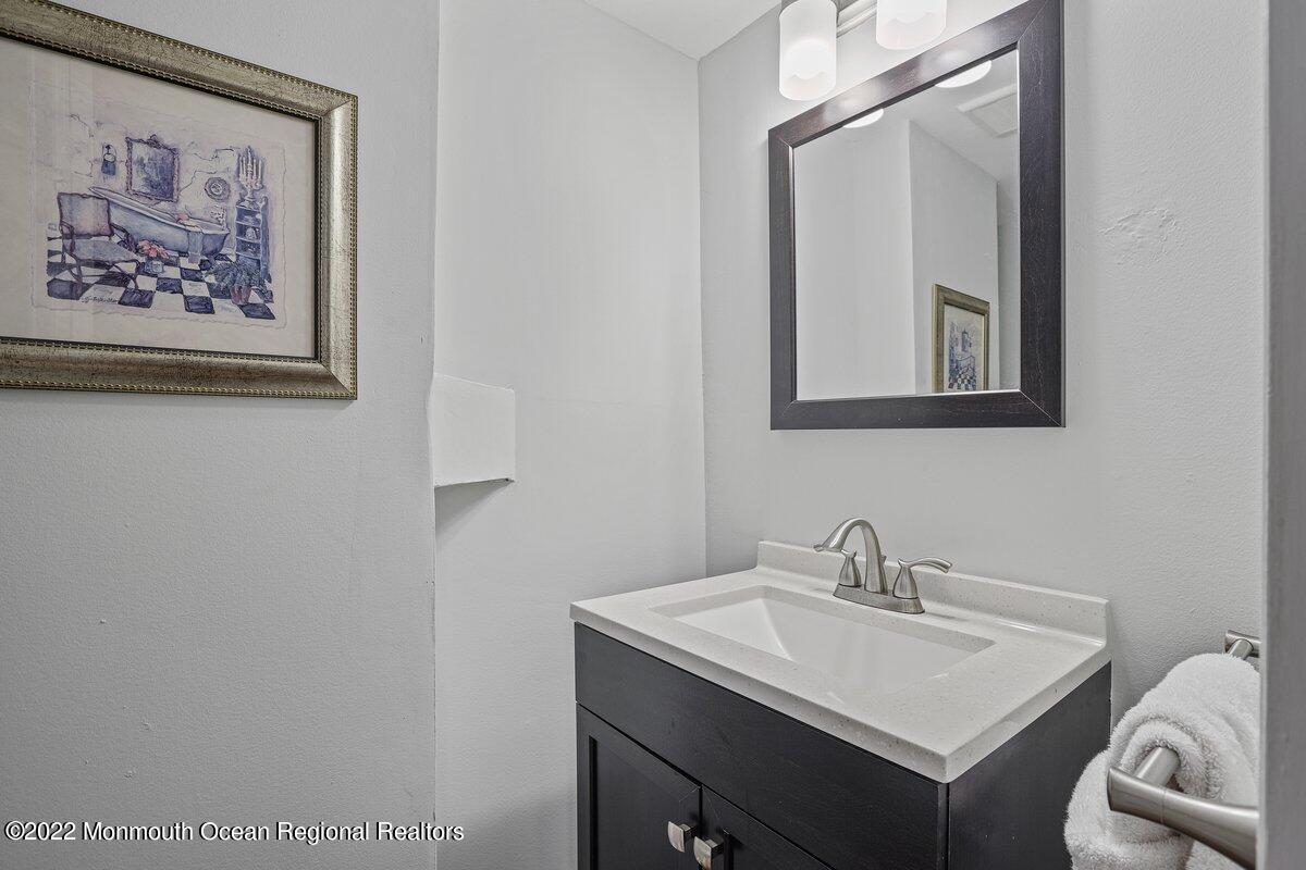 321 Spring Street, Unit 11 Red Bank, NJ 07701 - Photo 24 of 29 SMV_321SpringSt-22