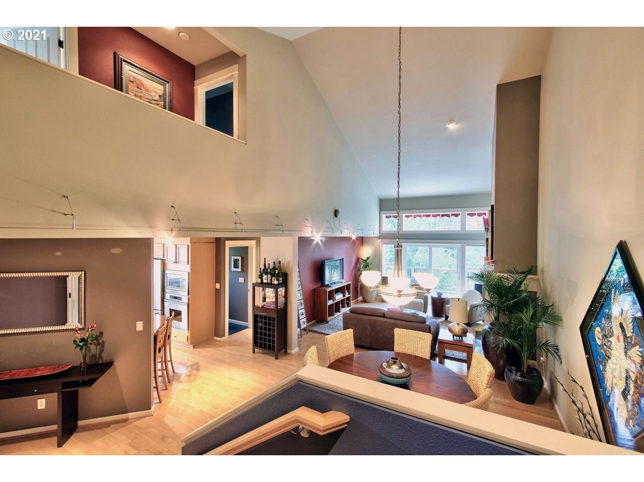 10930 Northwest Leahy Road Portland, OR 97229 - Photo 5 of 22 Gallery Image 5