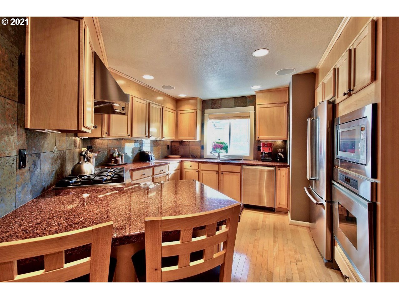 10930 Northwest Leahy Road Portland, OR 97229 - Photo 9 of 22 Gallery Image 9