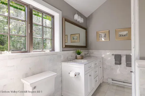 $1,295,000 | 4 Bobolink Road, Craryville, NY 12521