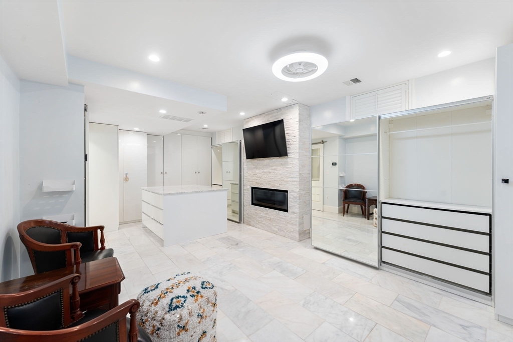 47 Clinton Street Framingham, MA 01702 - Photo 12 of 32