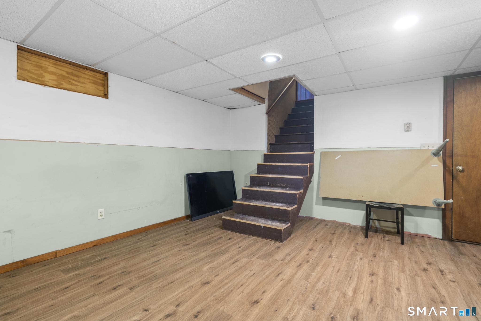 2 Overlook Road Plymouth, CT 06786 - Photo 16 of 28