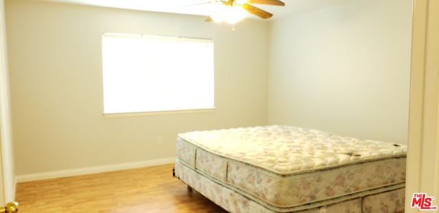 15385 Smoke Tree Street Hesperia, CA 92345 - Photo 13 of 40