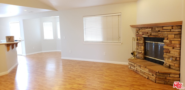 15385 Smoke Tree Street Hesperia, CA 92345 - Photo 25 of 40