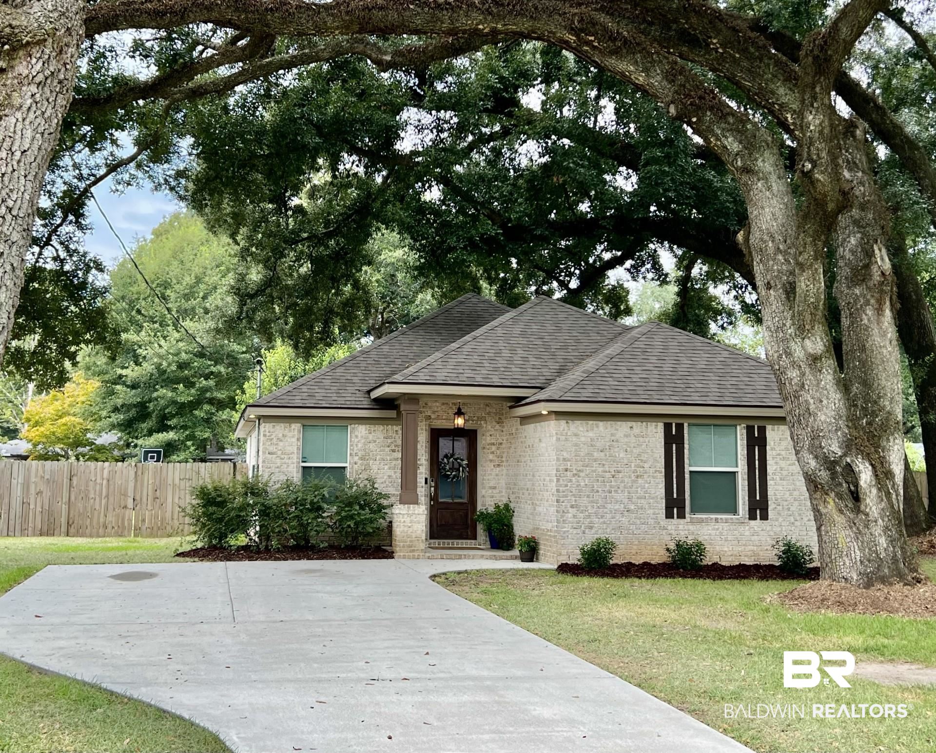 519 Pierce Street Saraland, AL 36571 - Photo 1 of 2
