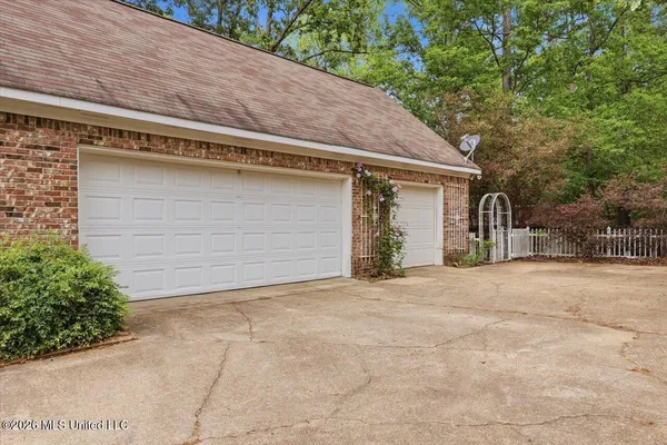 $389,000 | 10500 Lebanon Pinegrove Road, Terry, MS 39170