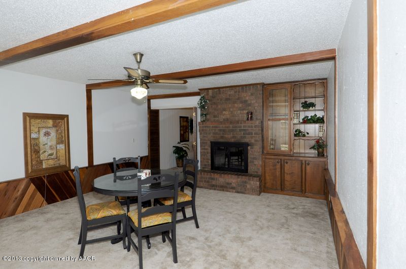 3733 Rutson Drive Amarillo, TX 79109 - Photo 23 of 35 3rd Living Room 2