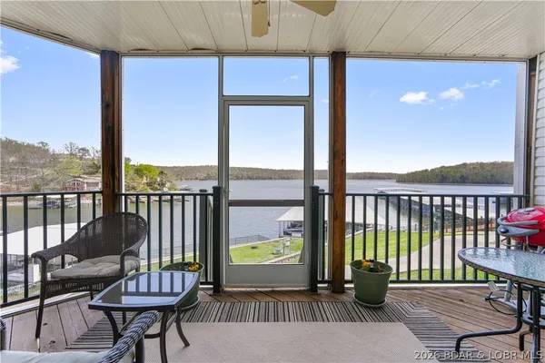 $289,000 | 128 Park Pl Lane, Unit 1A, Kaiser, MO 65047