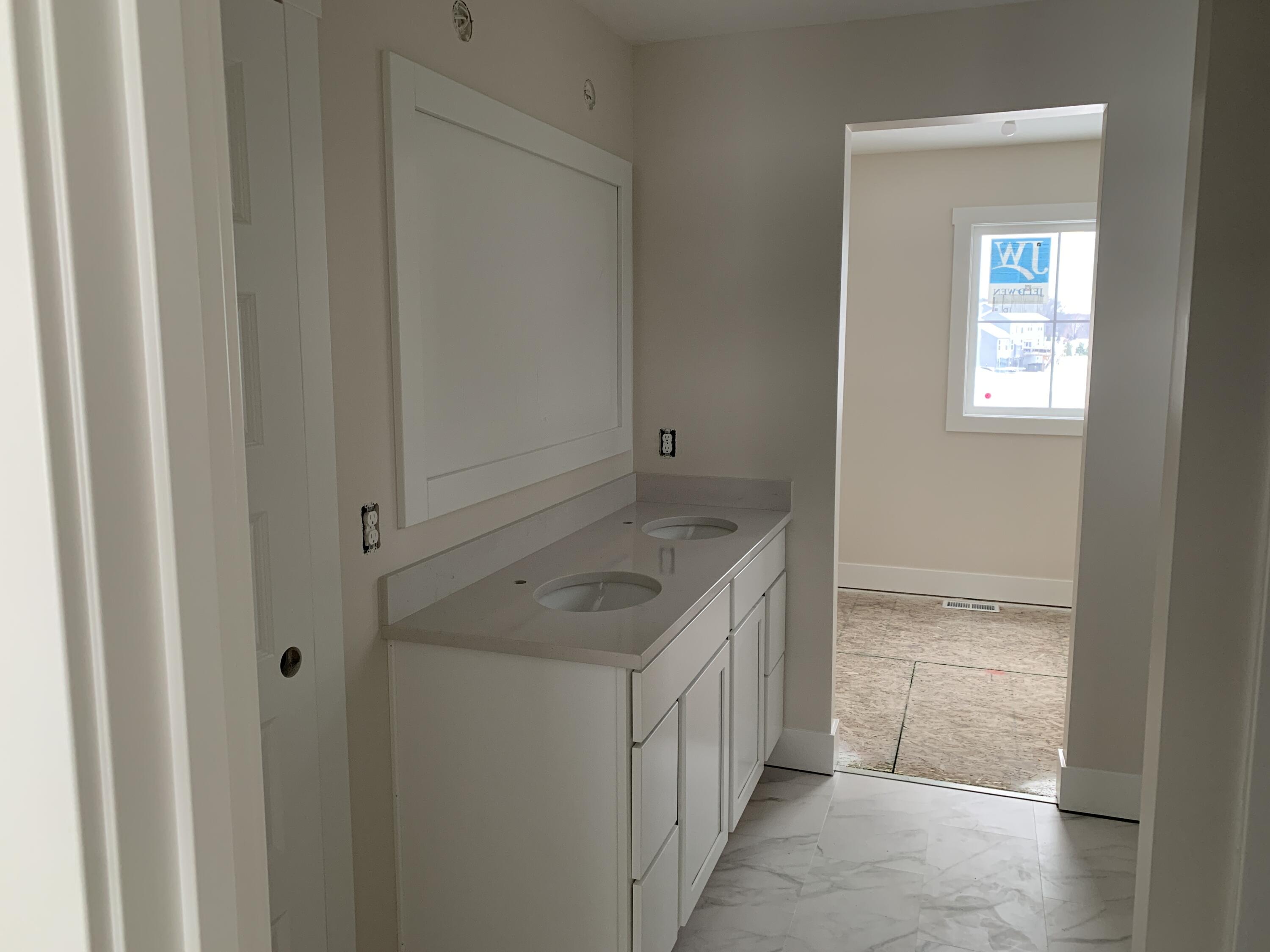 15760 Norwalk Road Grand Haven, MI 49417 - Photo 6 of 7 IMG_5476