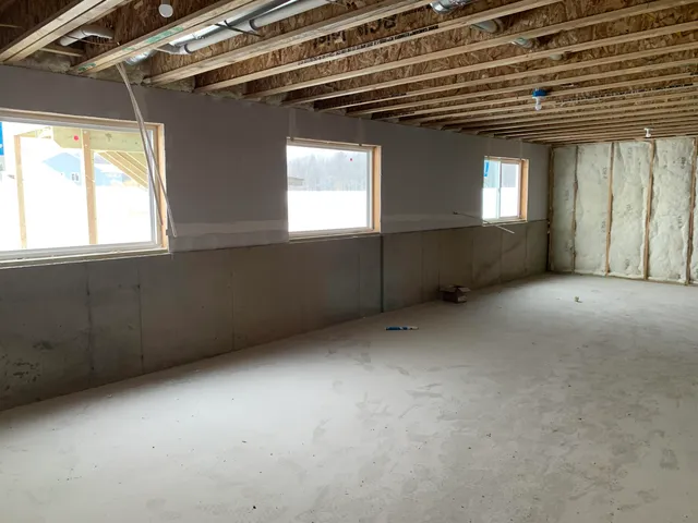 $479,900 | 15760 Norwalk Road, Grand Haven, MI 49417