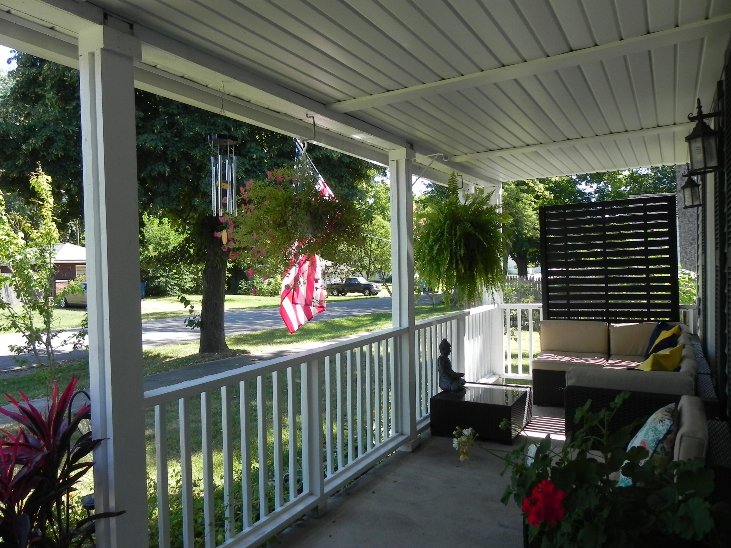 107 North John Street Decatur, MI 49045 - Photo 24 of 34 COZY PORCH