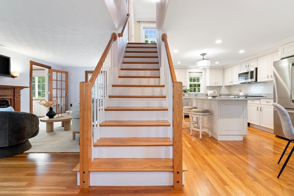 69 Meriam Street Wakefield, MA 01880 - Photo 5 of 38