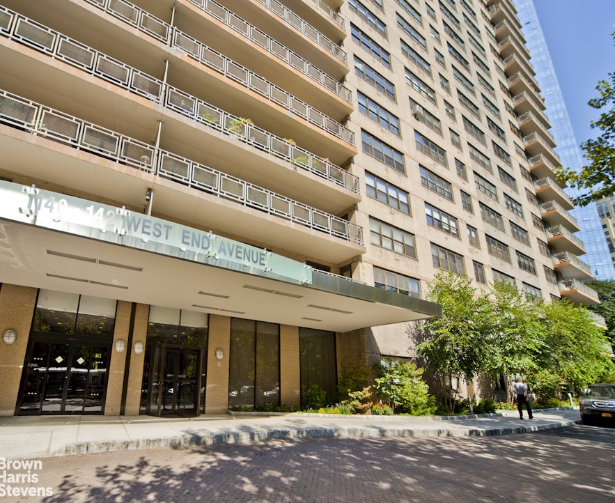 140 West End Avenue, Unit 11B Manhattan, NY 10023 - Photo 14 of 18 front view of a building