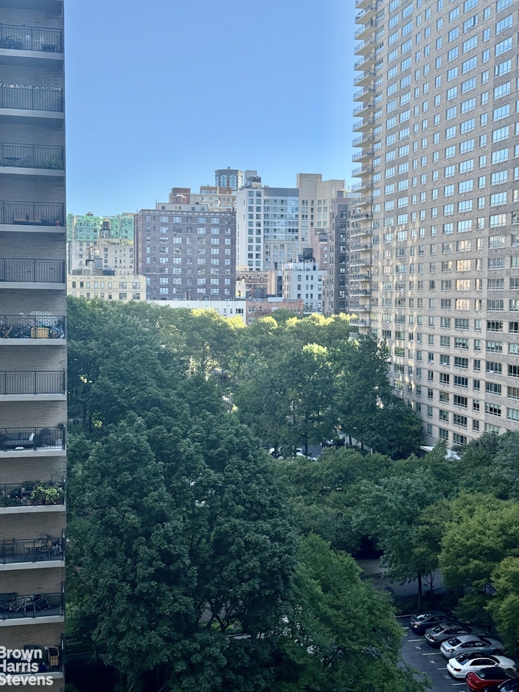 140 West End Avenue, Unit 11B Manhattan, NY 10023 - Photo 15 of 18 a view of a city with tall buildings
